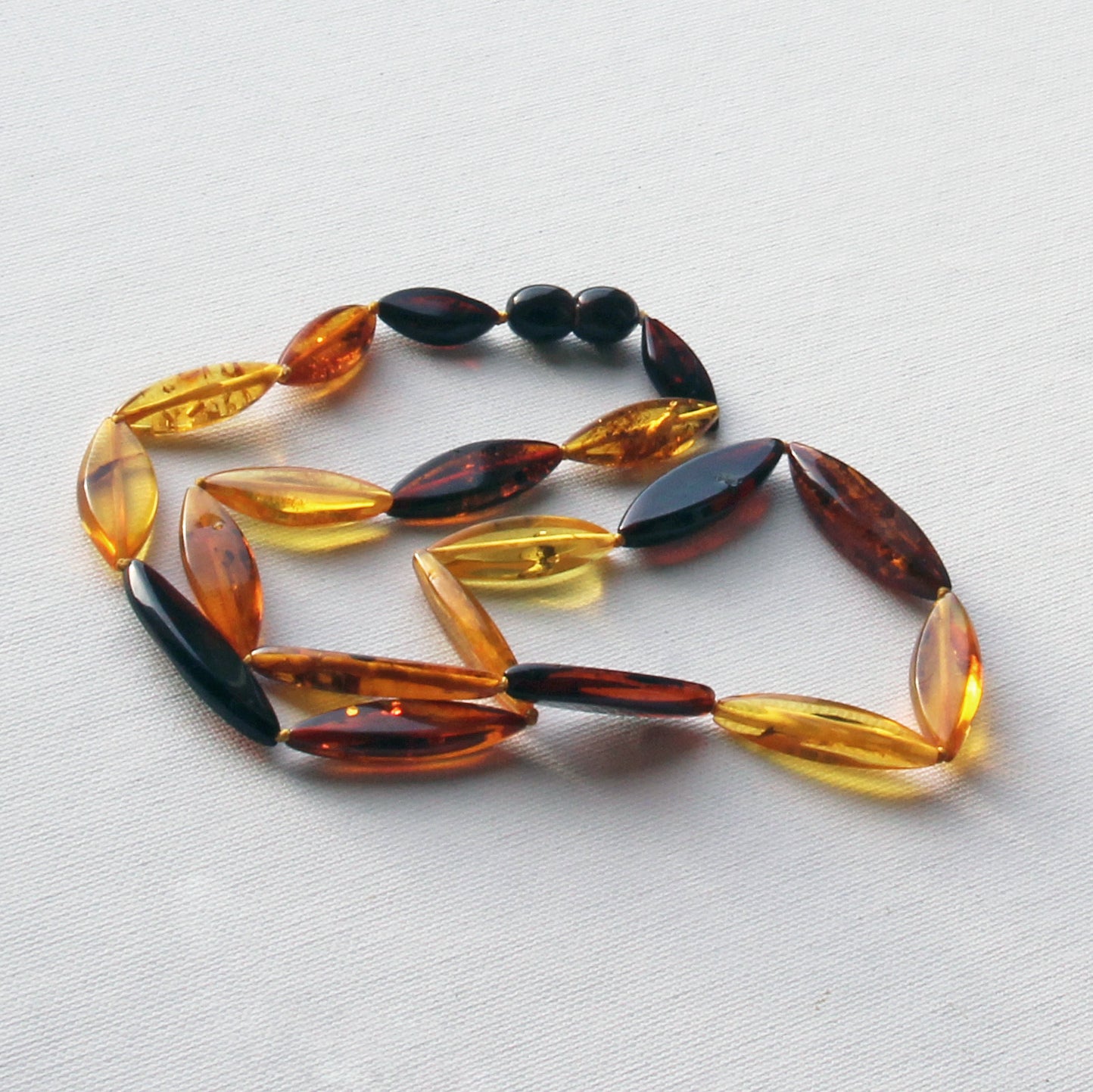 Exquisite Amber Necklace, Baltic Amber Necklace, Multicolor Amber Stones Beads, Elegant Amber Necklace, Women's Gemstone Necklace