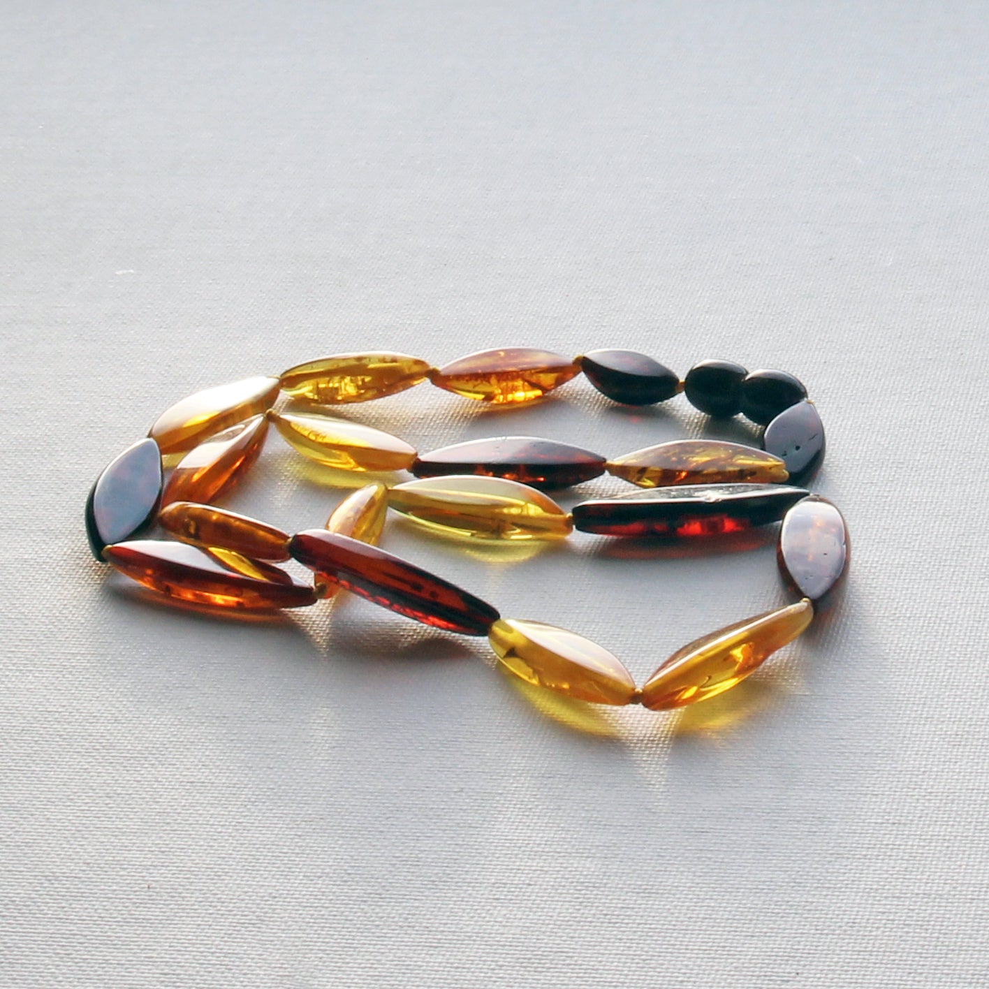 Exquisite Amber Necklace, Baltic Amber Necklace, Multicolor Amber Stones Beads, Elegant Amber Necklace, Women's Gemstone Necklace