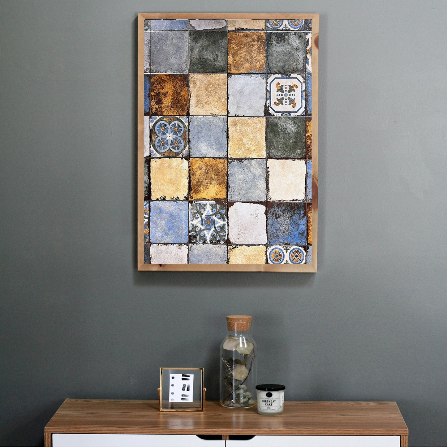 Harmonious wall decor for rooms in white or grey tones.