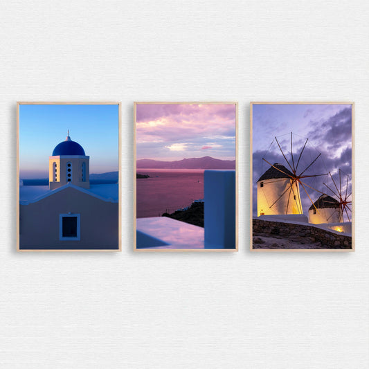Scenery photos of Santorini Island sunset.