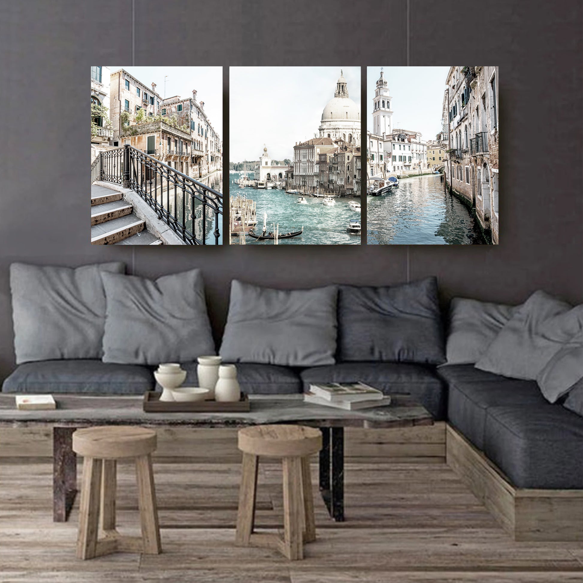 Wall art set of 3 Venice canvas prints.