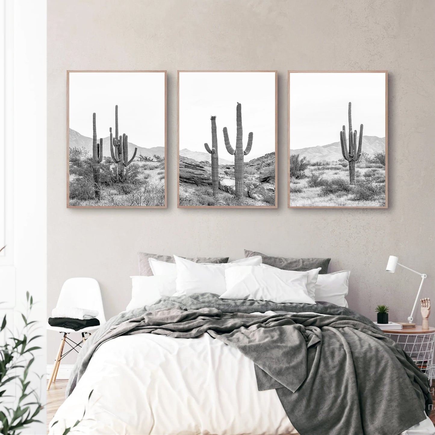 Cactus print set in bedroom.