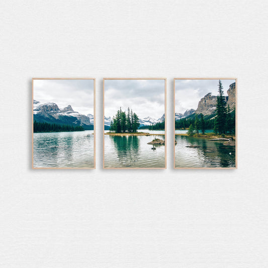 Spirit island on Maligne lake print set.